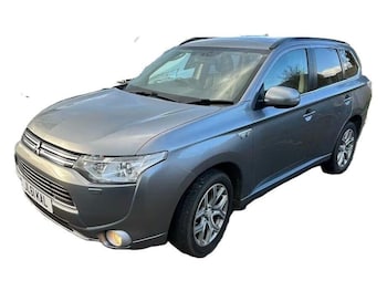 Used Mitsubishi Outlander 2015 for sale - 77979894: Photo