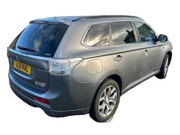 Used Mitsubishi Outlander 2015 for sale - 77979894: Photo