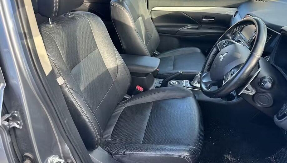 Used Mitsubishi Outlander 2015 for sale - 77979894: Photo 6