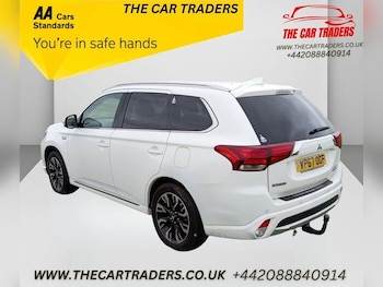 Used Mitsubishi Outlander 2017 for sale - 76250457: Photo