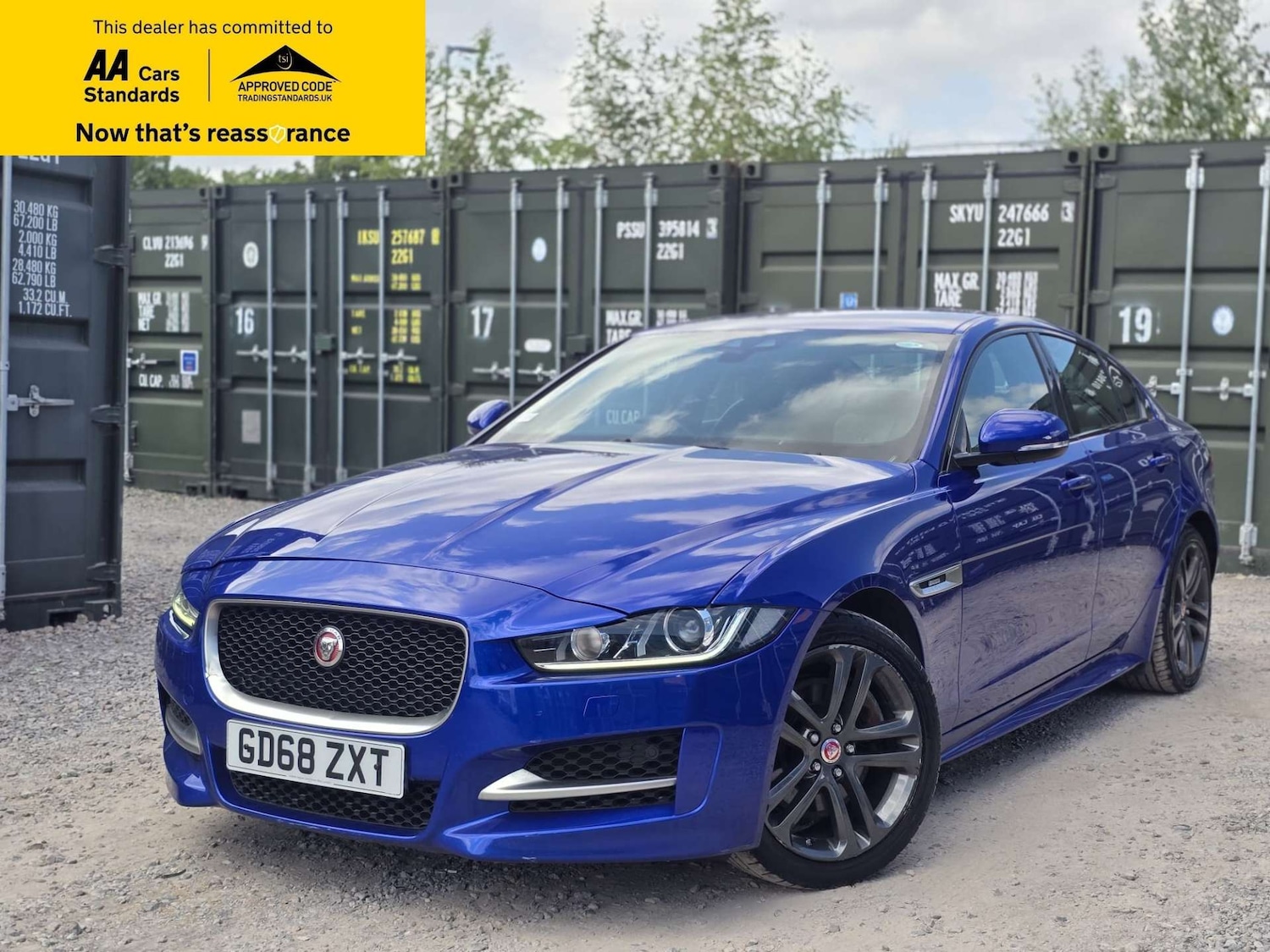 Jaguar Xe