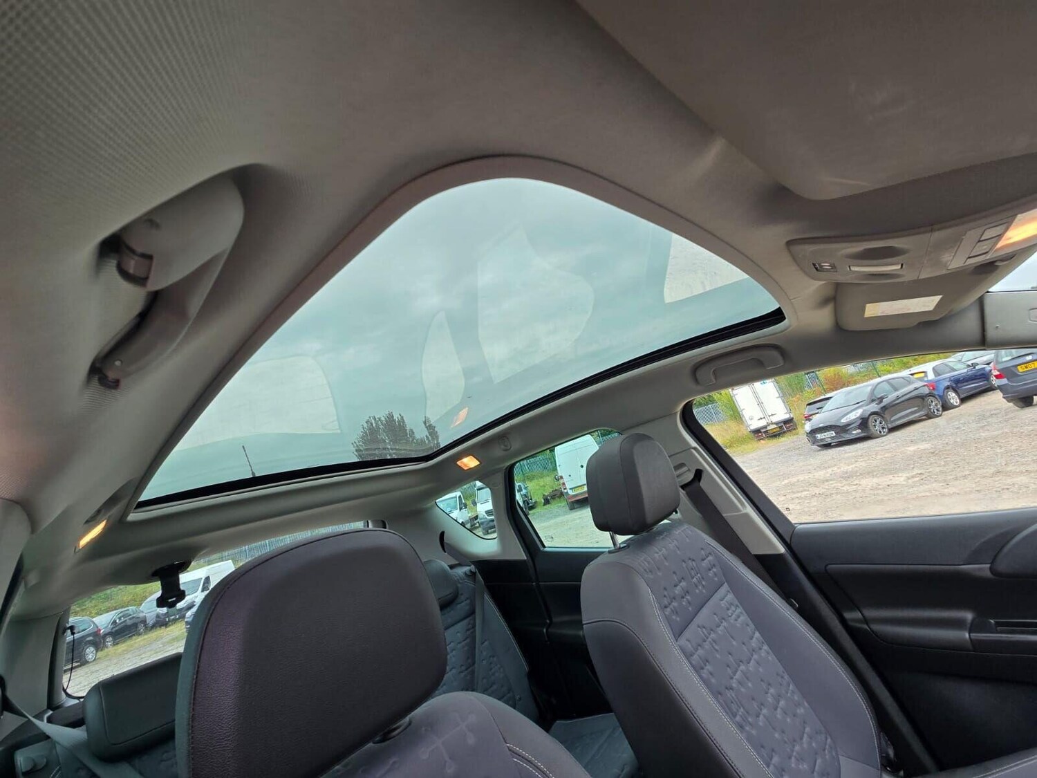 Used Vauxhall Meriva 2016 for sale - 75730277: Photo 57