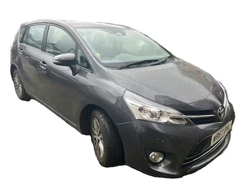 Used Toyota Verso 2017 for sale - 77568513: Photo
