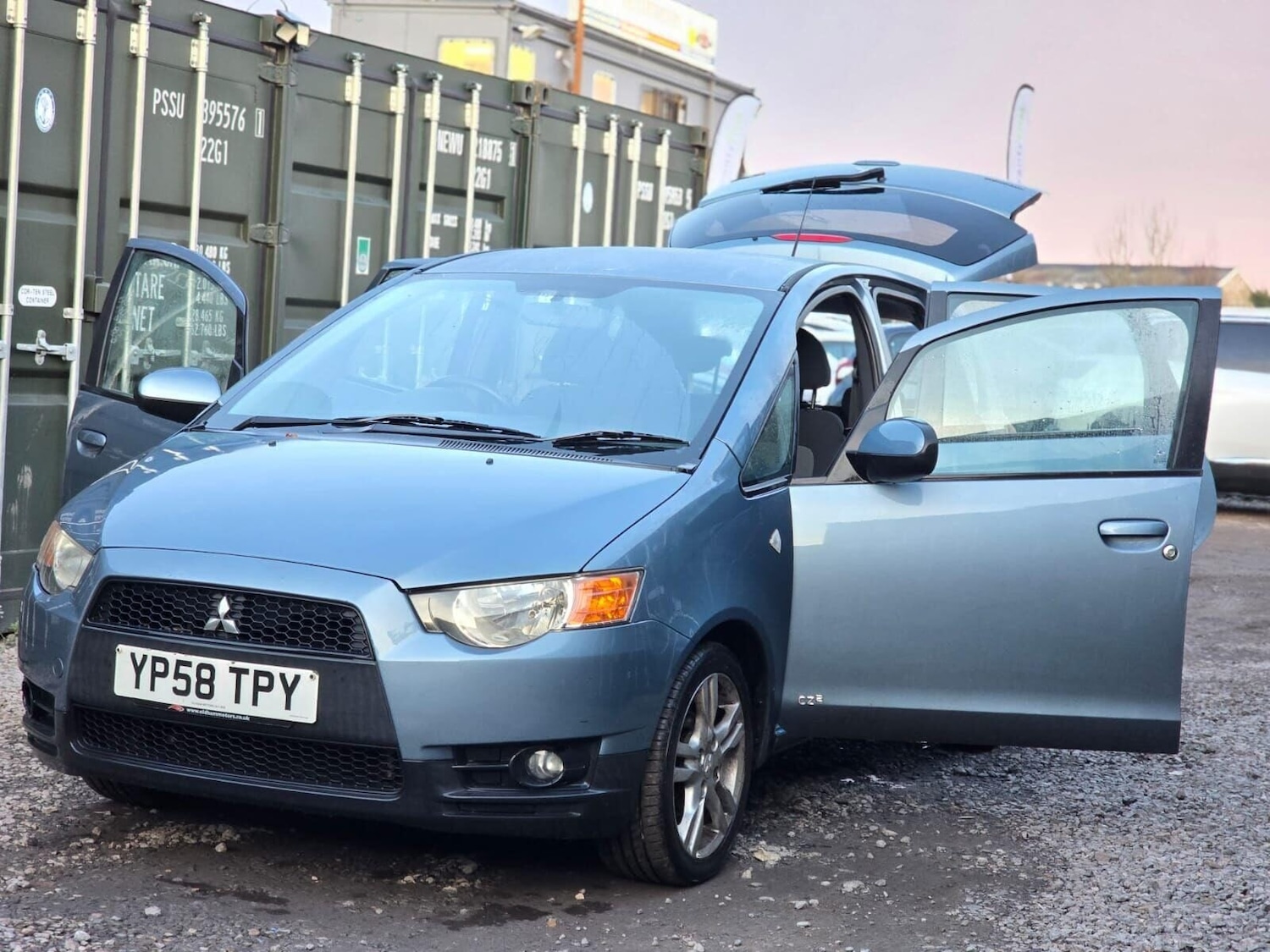 Used Mitsubishi Colt 2009 for sale - 77164719: Photo 8