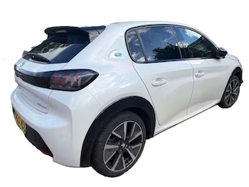 Used Peugeot 208 2020 for sale - 78931426: Photo
