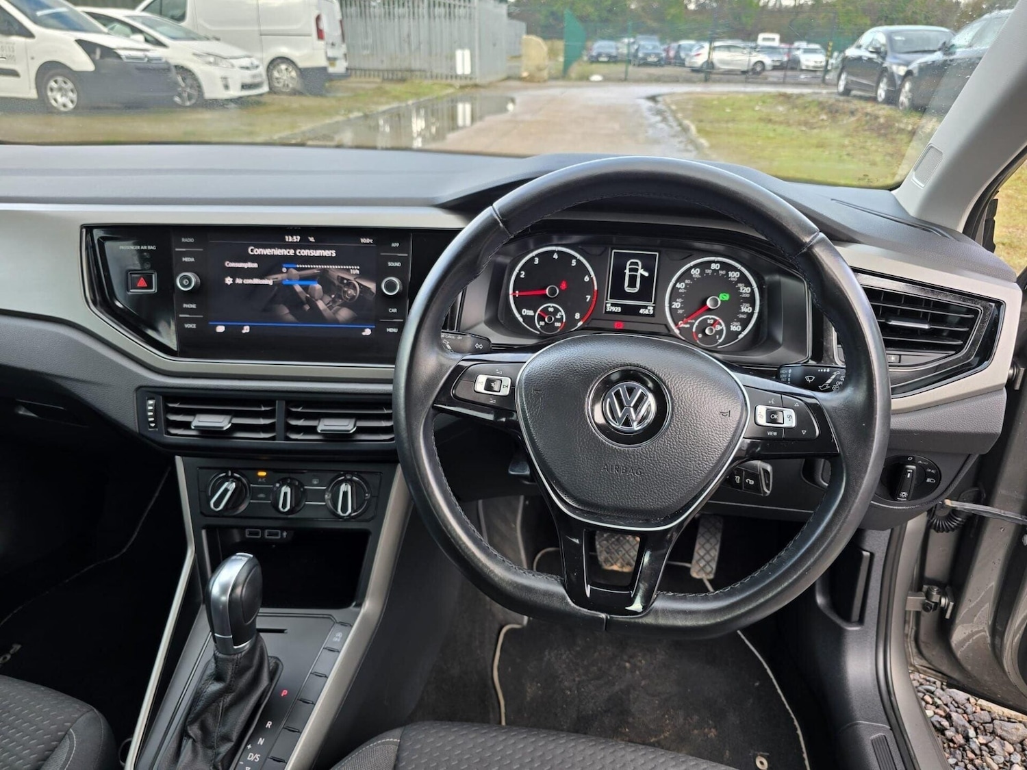 Used Volkswagen Polo 2018 for sale - 77533827: Photo 16