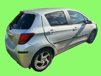 Used Toyota Yaris 2016 for sale - 78210144: Photo