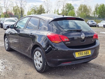 Used Vauxhall Astra 2011 for sale - 78906737: Photo