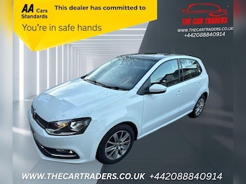 Used Volkswagen Polo 2015 for sale - 76836098: Photo