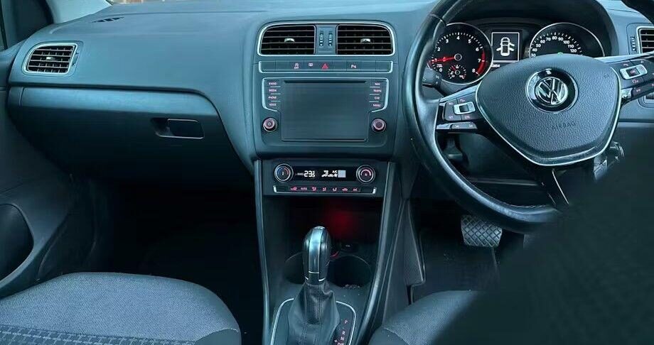 Used Volkswagen Polo 2015 for sale - 76836098: Photo 5