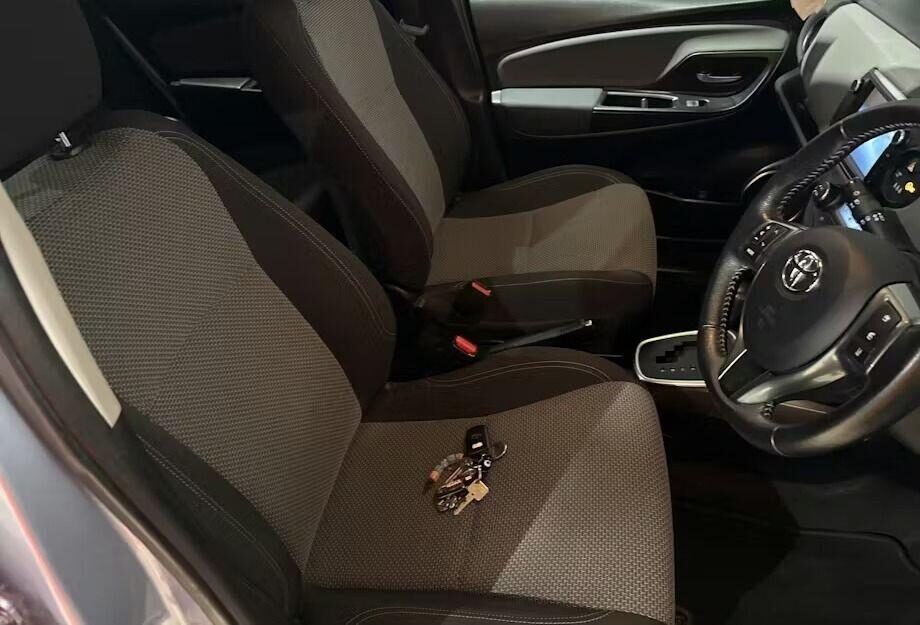 Used Toyota Yaris 2016 for sale - 77152751: Photo 5