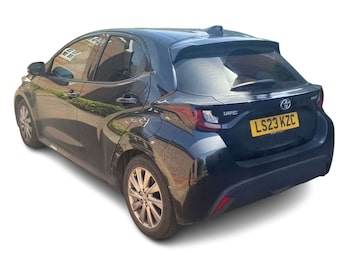 Used Toyota Yaris 2023 for sale - 78964549: Photo