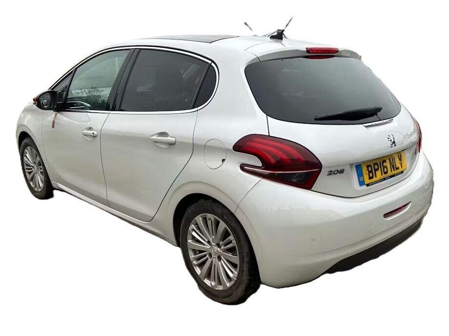 Used Peugeot 208 2016 for sale - 77628900: Photo 3