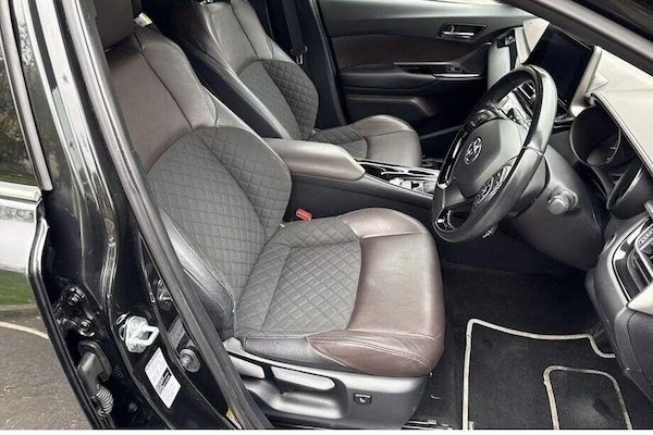 Used Toyota C-HR 2017 for sale - 76312215: Photo 7
