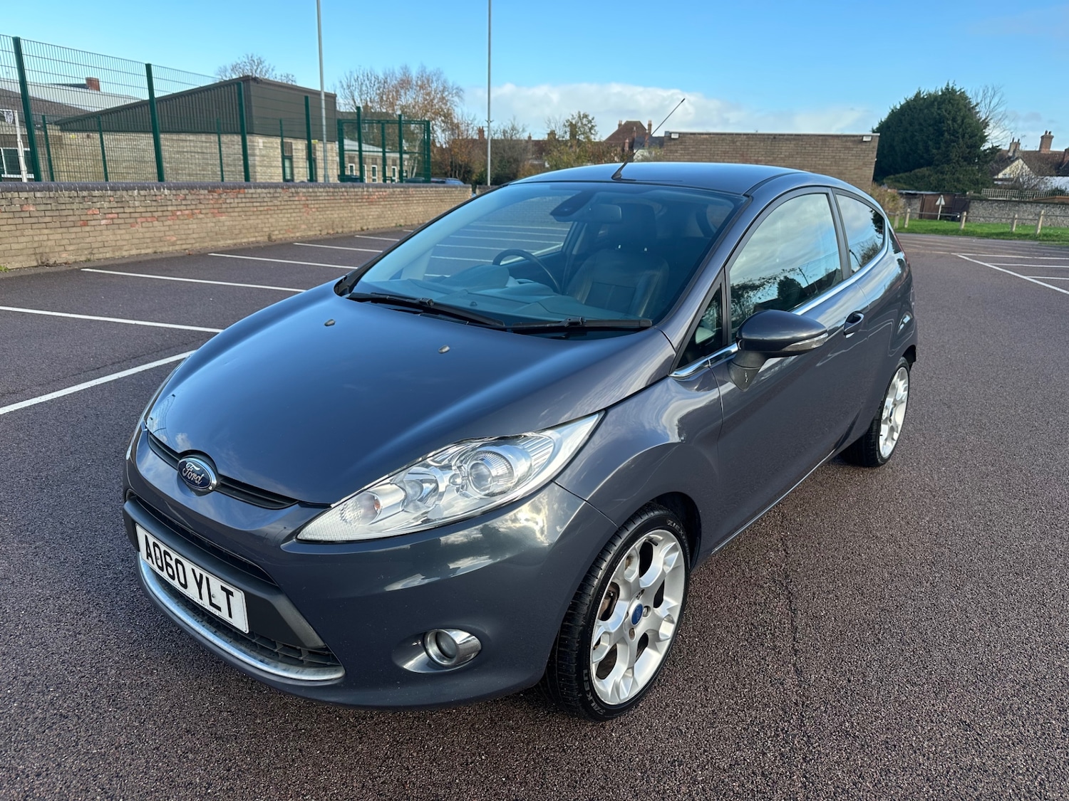 Used Ford Fiesta 2010 for sale - 76624800: Photo 3