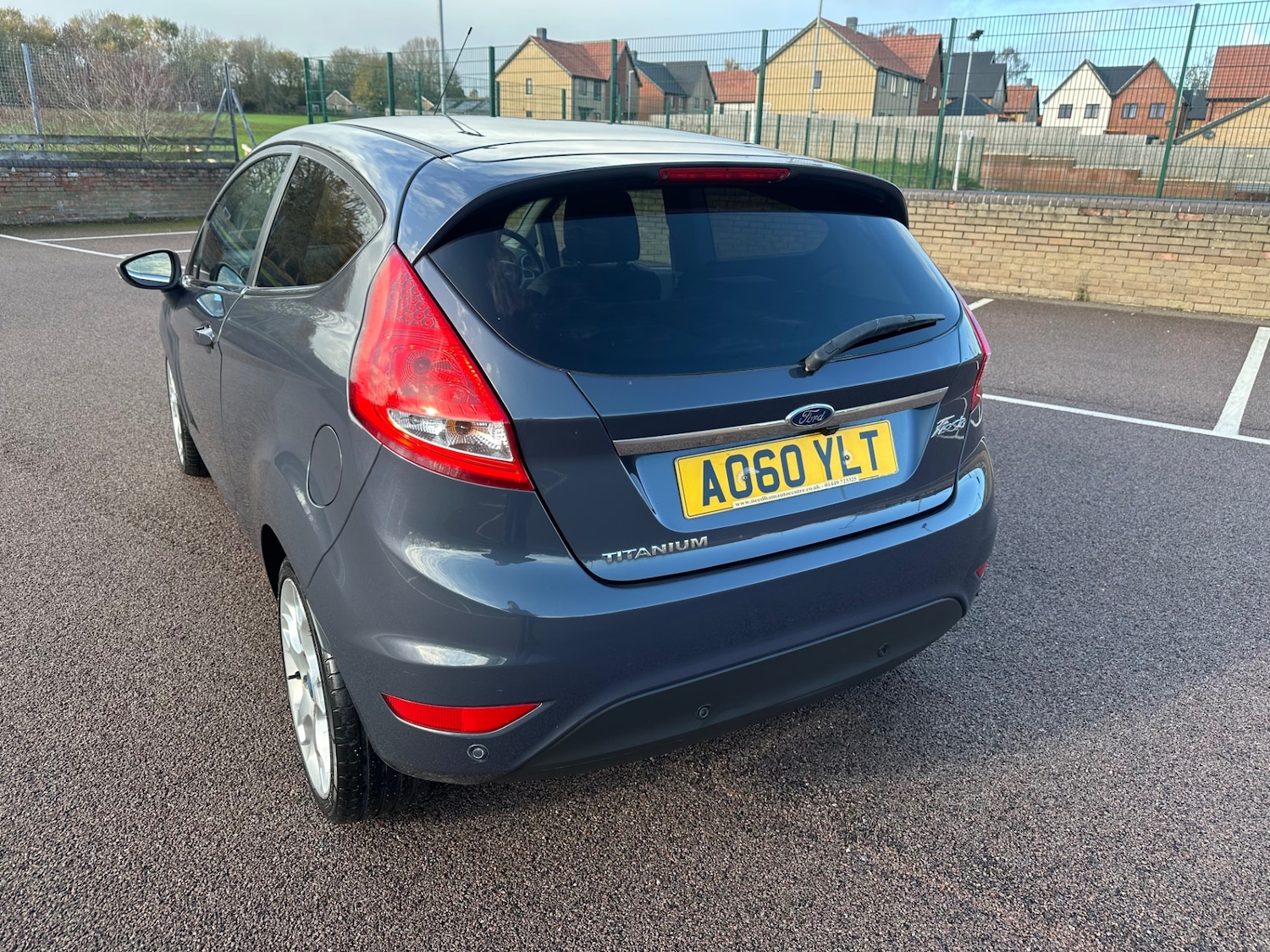 Used Ford Fiesta 2010 for sale - 76624800: Photo 6