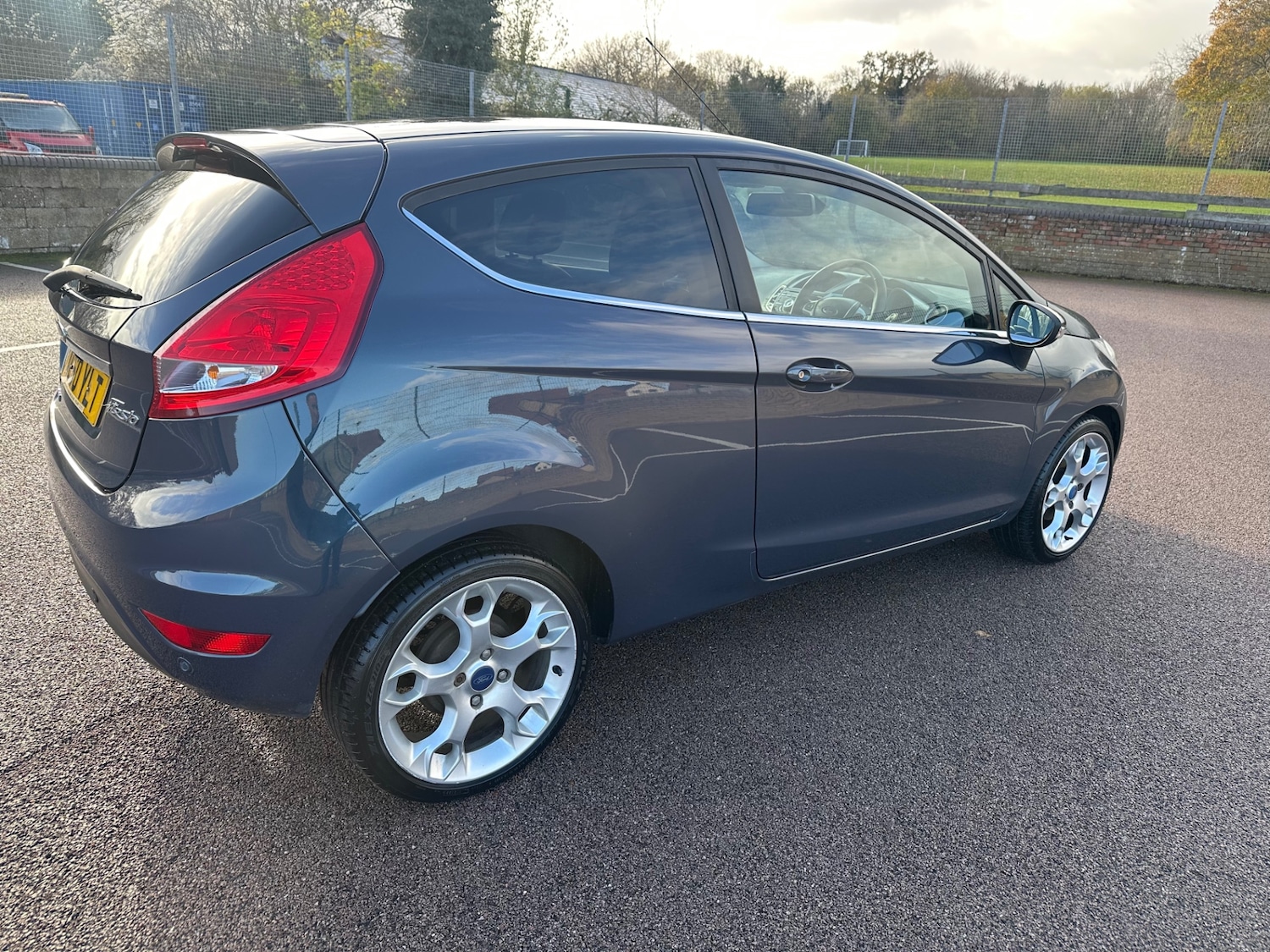 Used Ford Fiesta 2010 for sale - 76624800: Photo 8