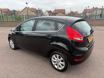 Used Ford Fiesta 2009 for sale - 78290130: Photo
