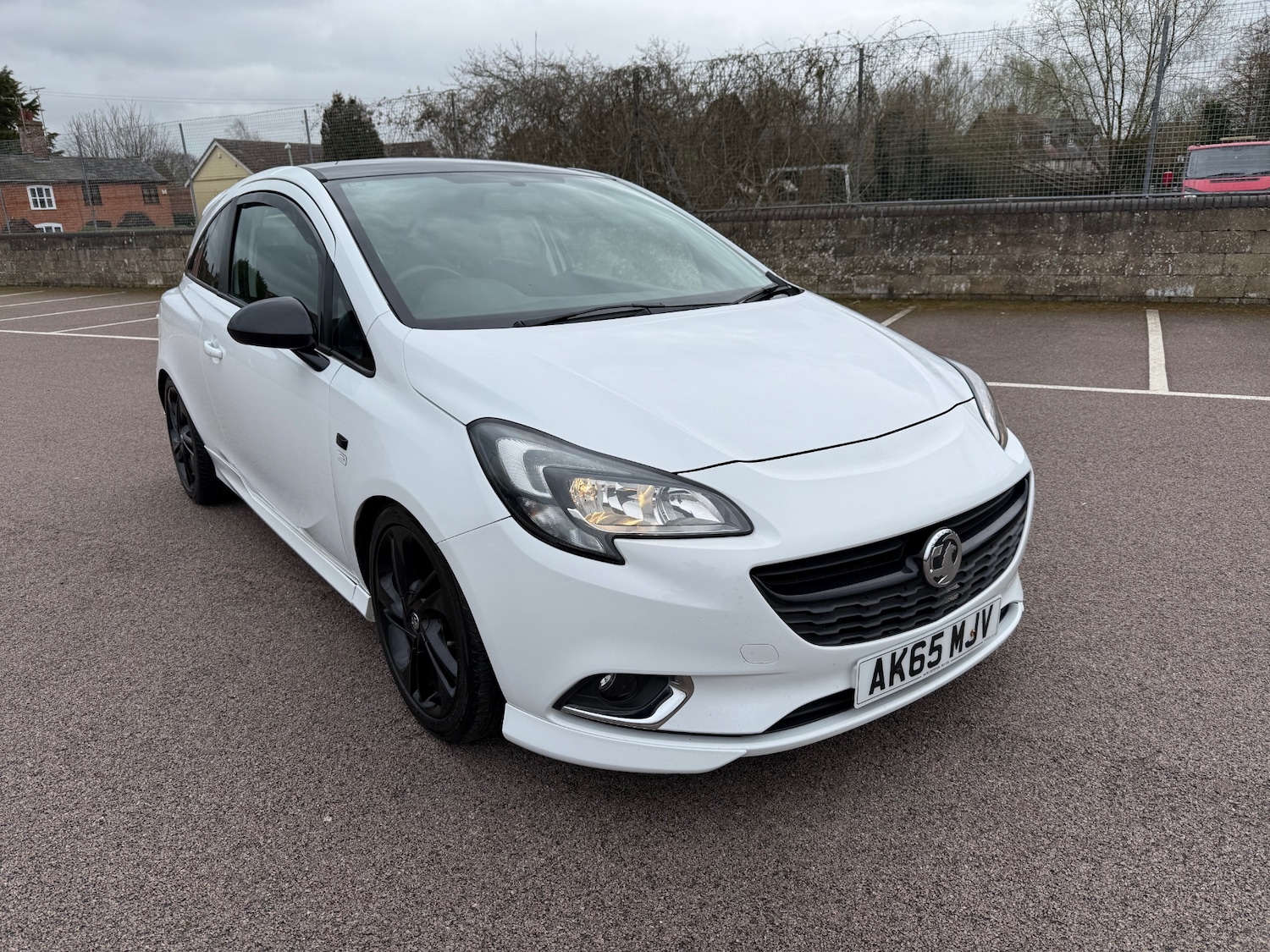 Used Vauxhall Corsa 2015 for sale - 78091819: Photo 2
