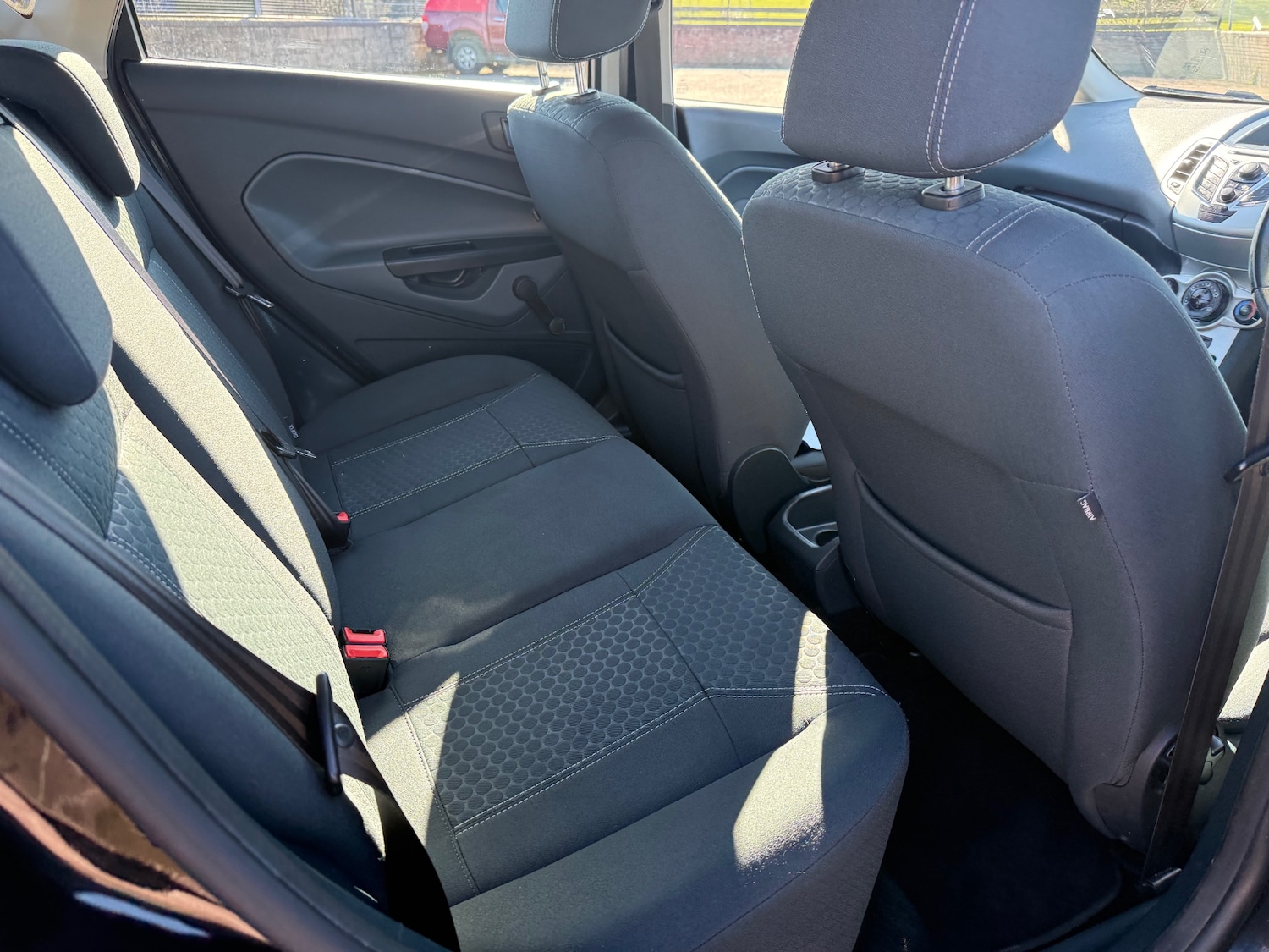 Used Ford Fiesta 2010 for sale - 78091809: Photo 15