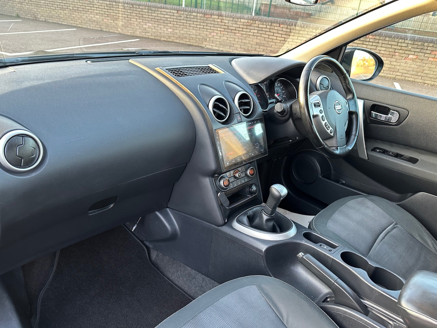 Used Nissan Qashqai 2011 for sale - 76739192: Photo 17