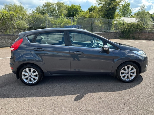 Used Ford Fiesta 2011 for sale - 74757005: Photo 14