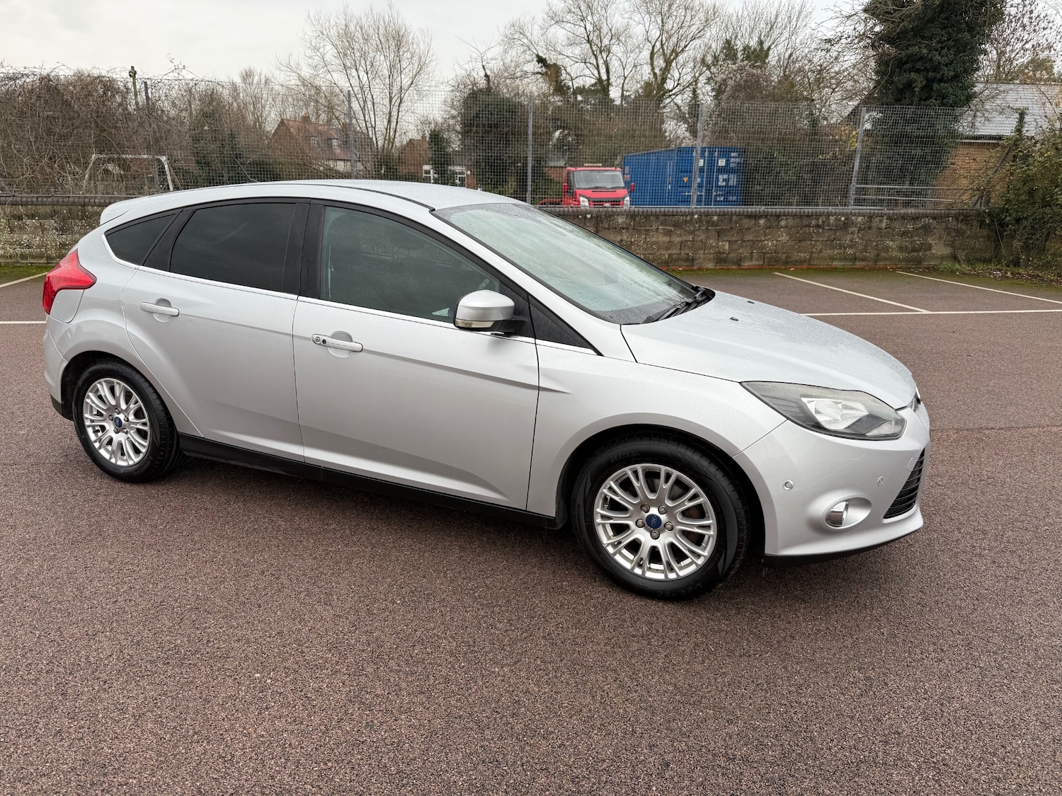 Used Ford Focus 2011 for sale - 76963596: Photo 4