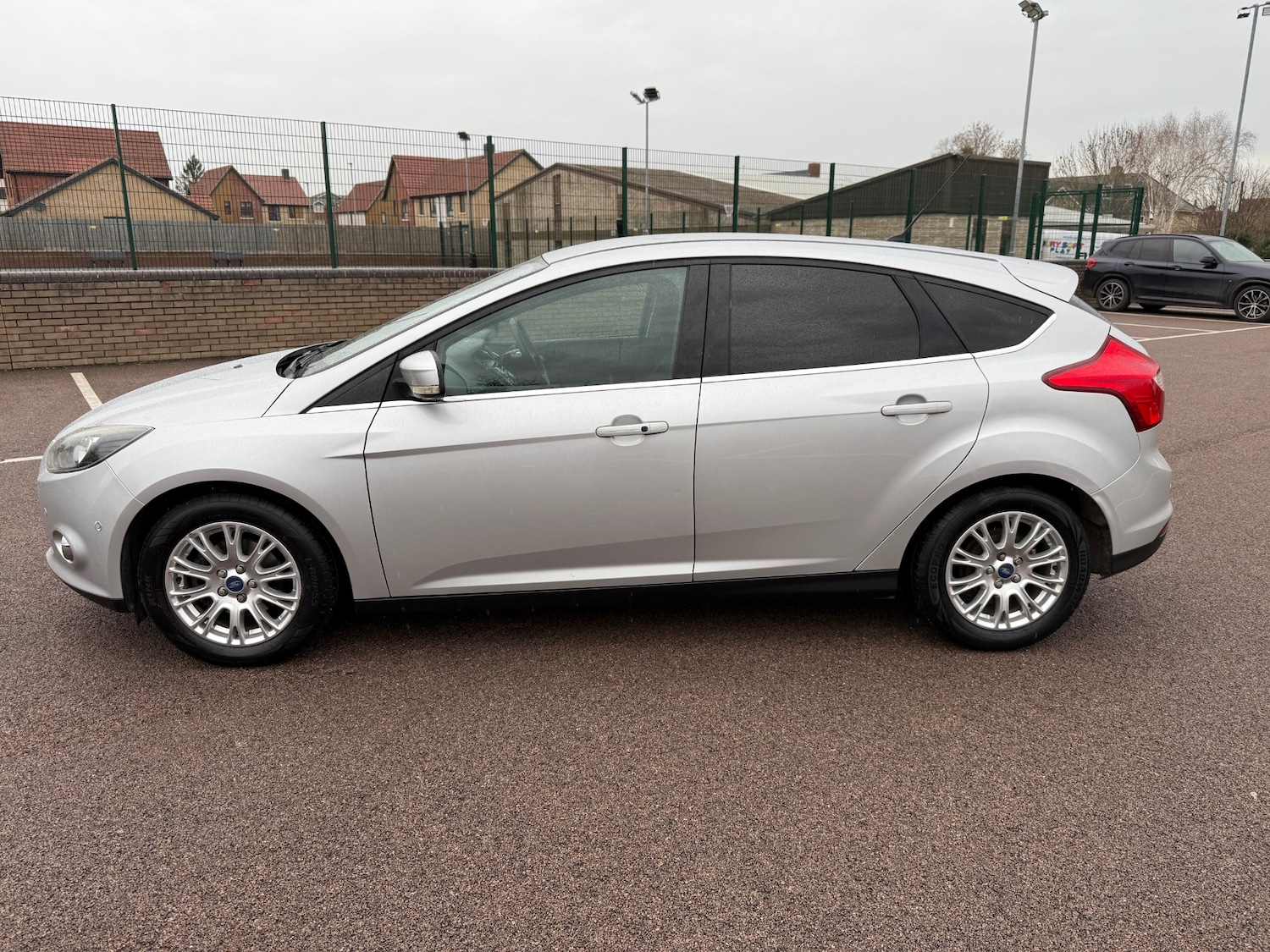 Used Ford Focus 2011 for sale - 76963596: Photo 7