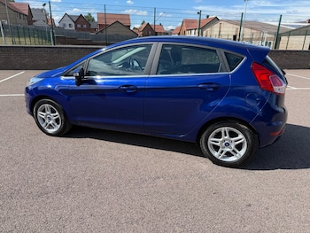 Used Ford Fiesta 2014 for sale - 79068813: Photo