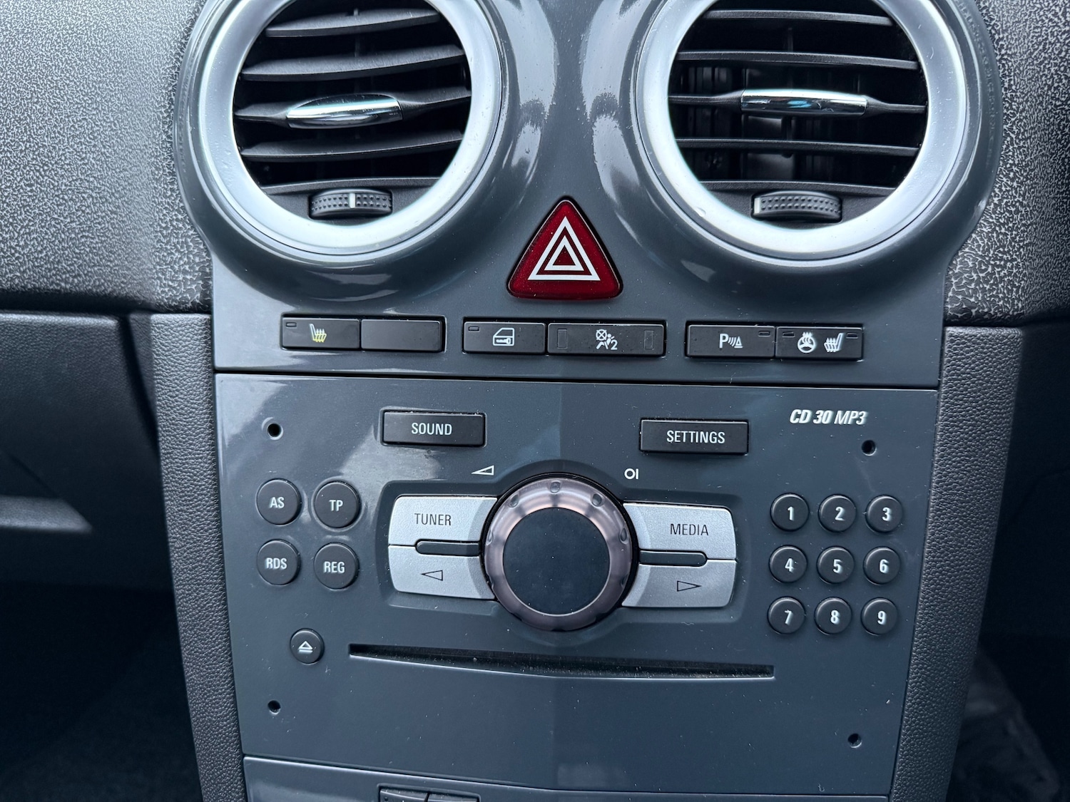 Used Vauxhall Corsa 2012 for sale - 77162439: Photo 16