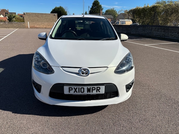 Used Mazda Mazda2 2010 for sale - 76211958: Photo 2