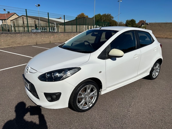 Used Mazda Mazda2 2010 for sale - 76211958: Photo 3
