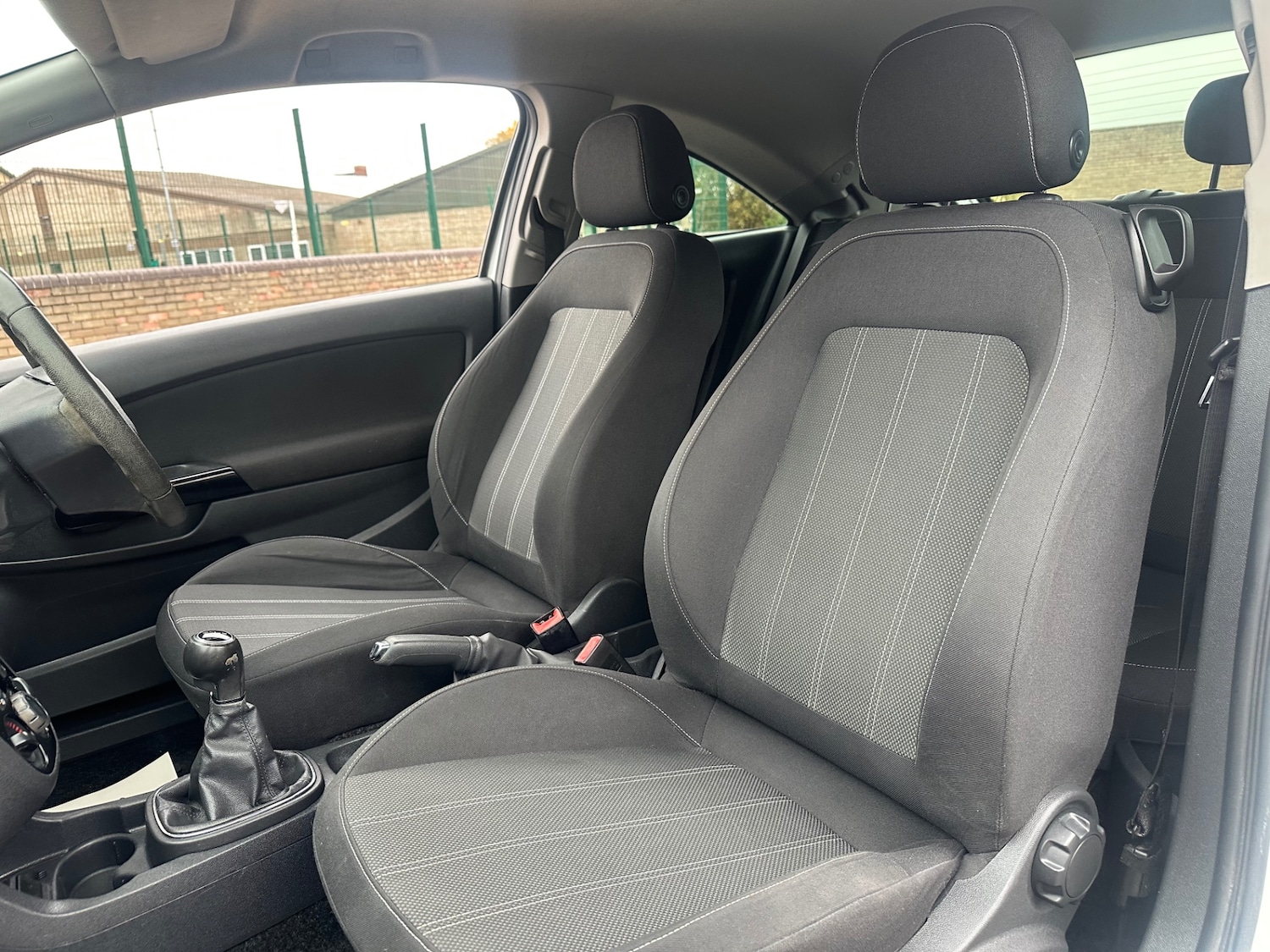 Used Vauxhall Corsa 2013 for sale - 76212121: Photo 12