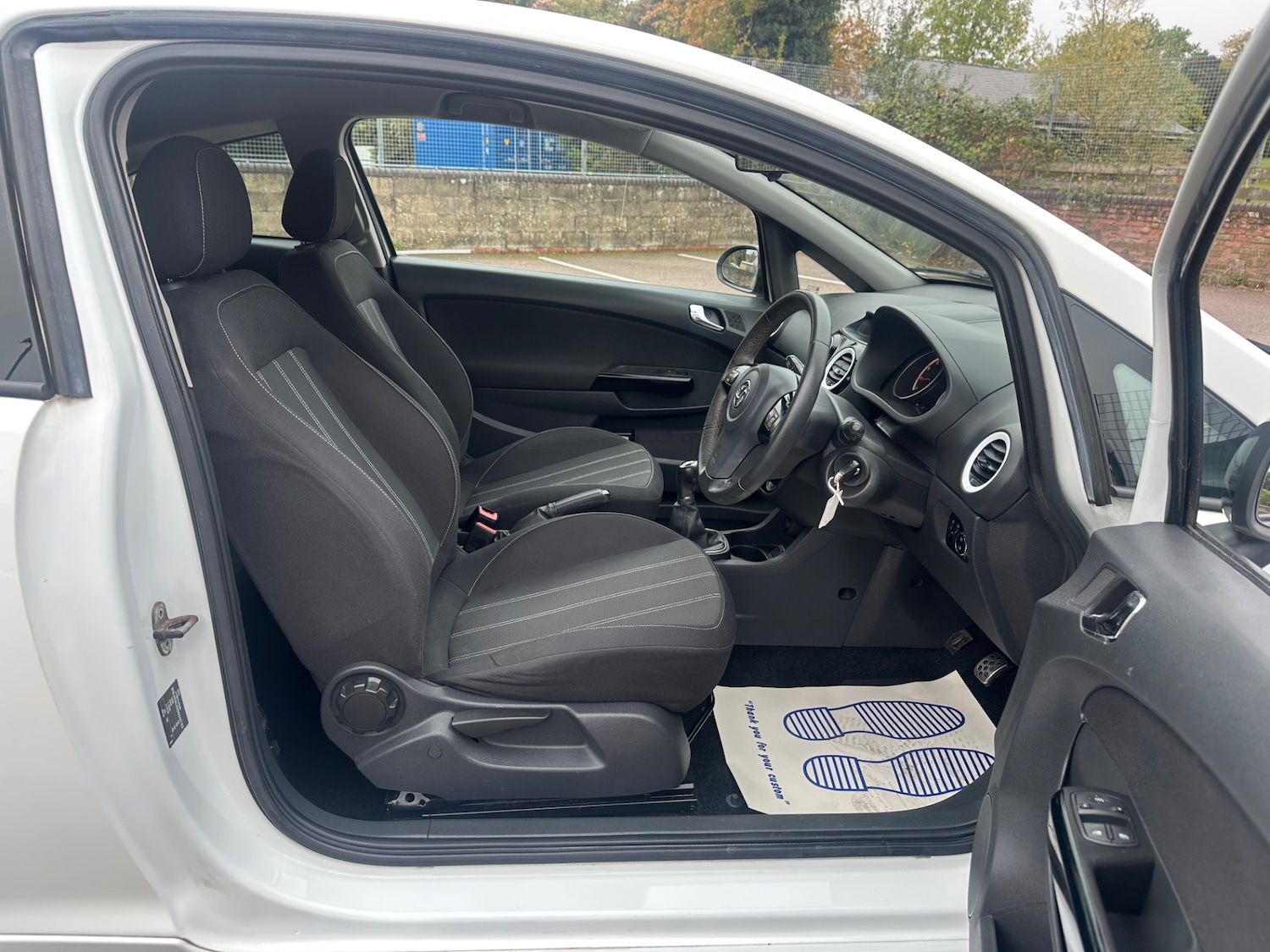 Used Vauxhall Corsa 2013 for sale - 76212121: Photo 15