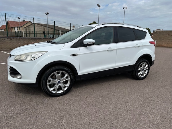 Used Ford Kuga 2014 for sale - 75561852: Photo 2
