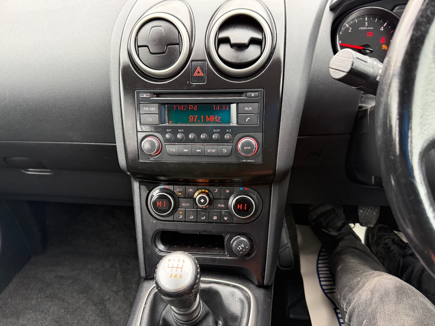 Used Nissan Qashqai 2011 for sale - 77605257: Photo 10