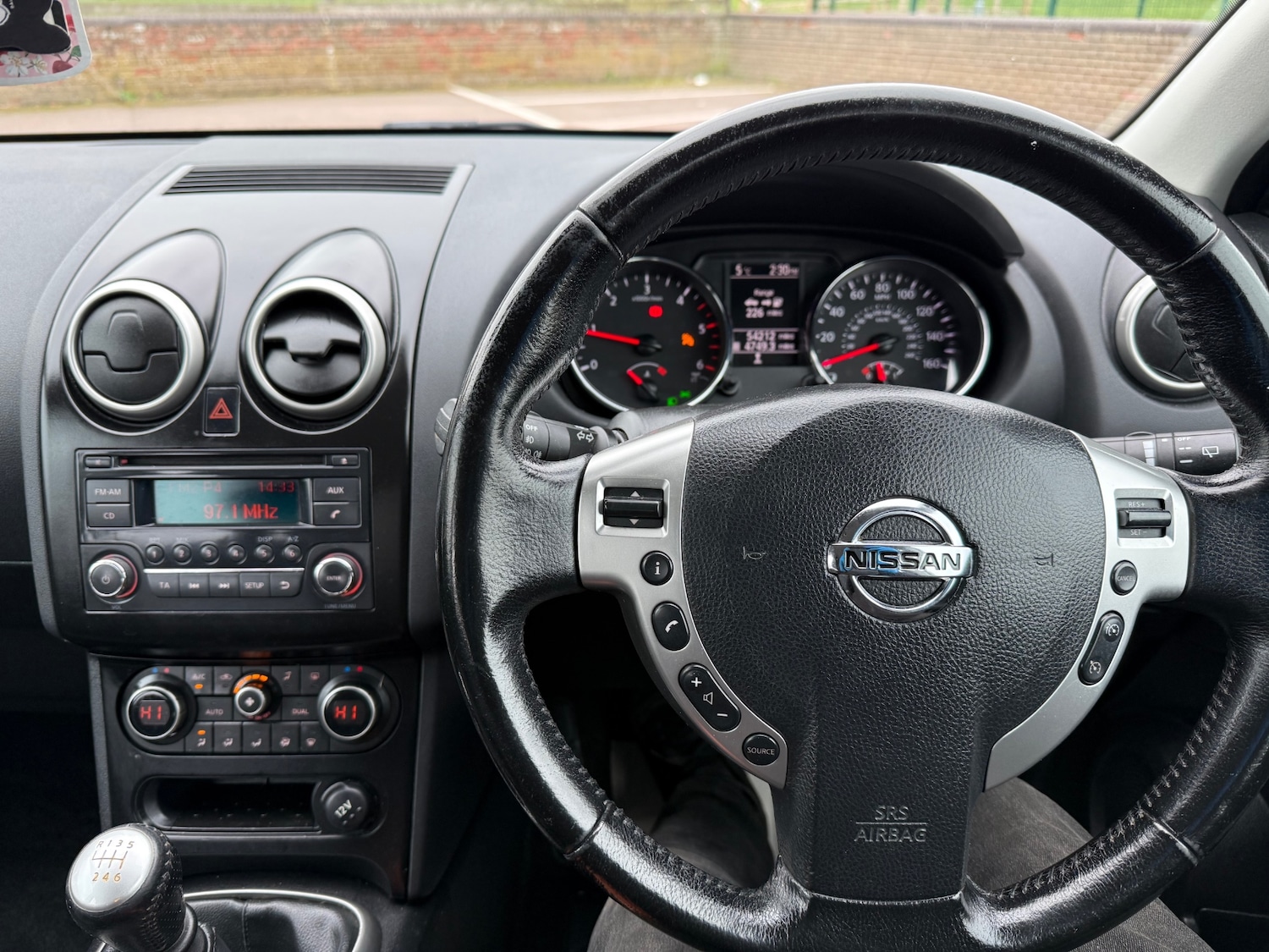 Used Nissan Qashqai 2011 for sale - 77605257: Photo 11