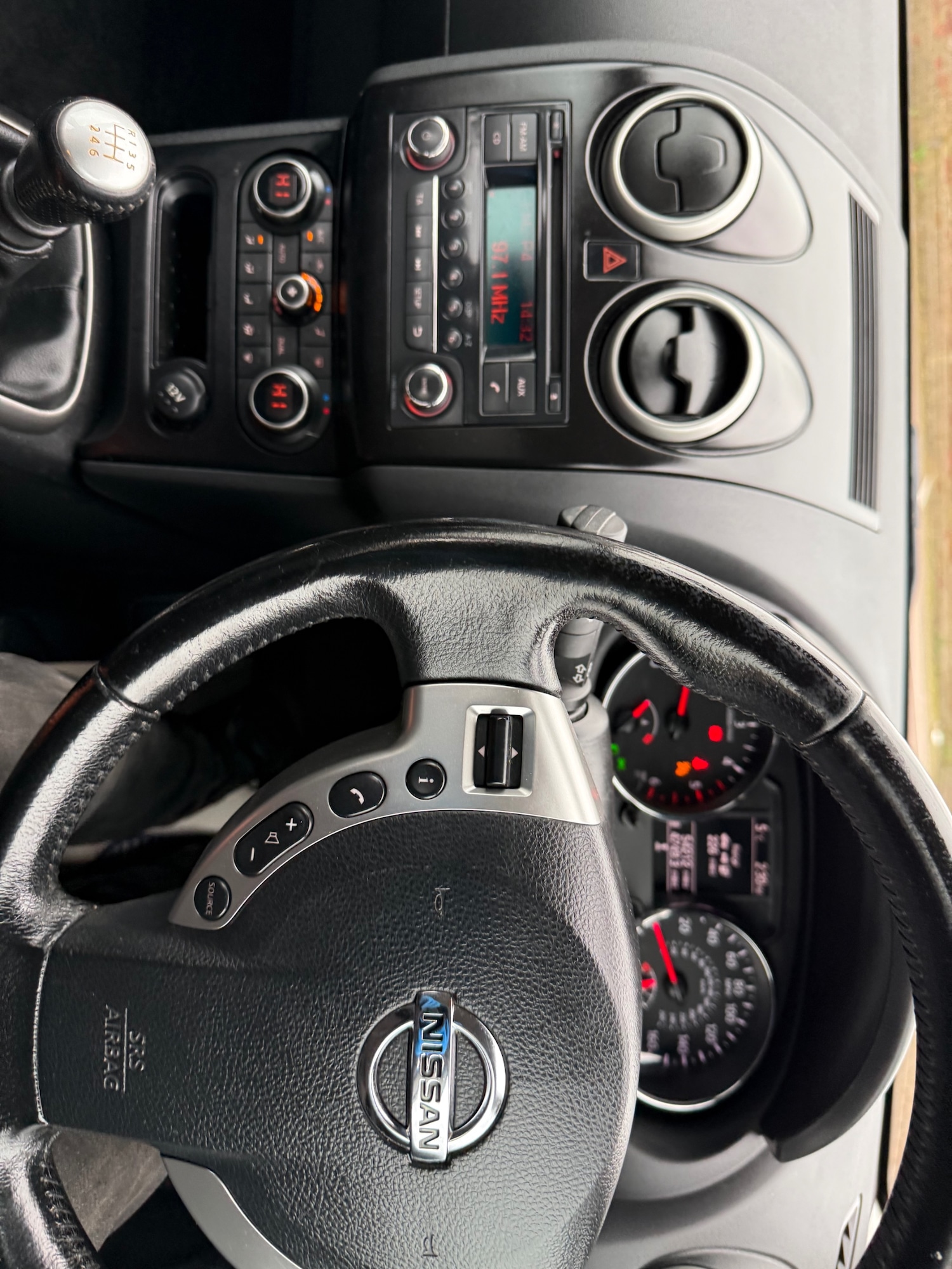 Used Nissan Qashqai 2011 for sale - 77605257: Photo 12