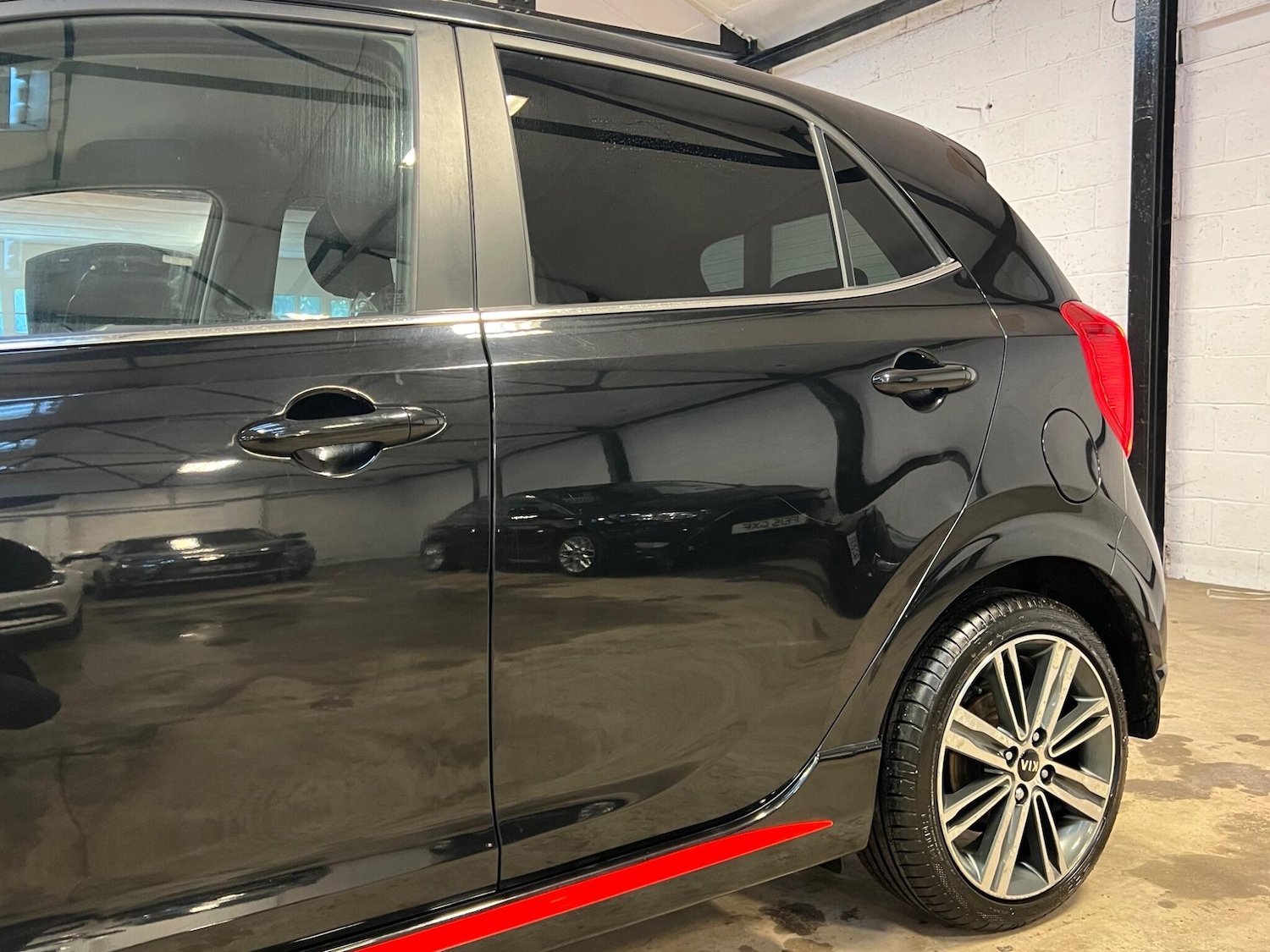 Used Kia Picanto 2017 for sale - 77190425: Photo 17
