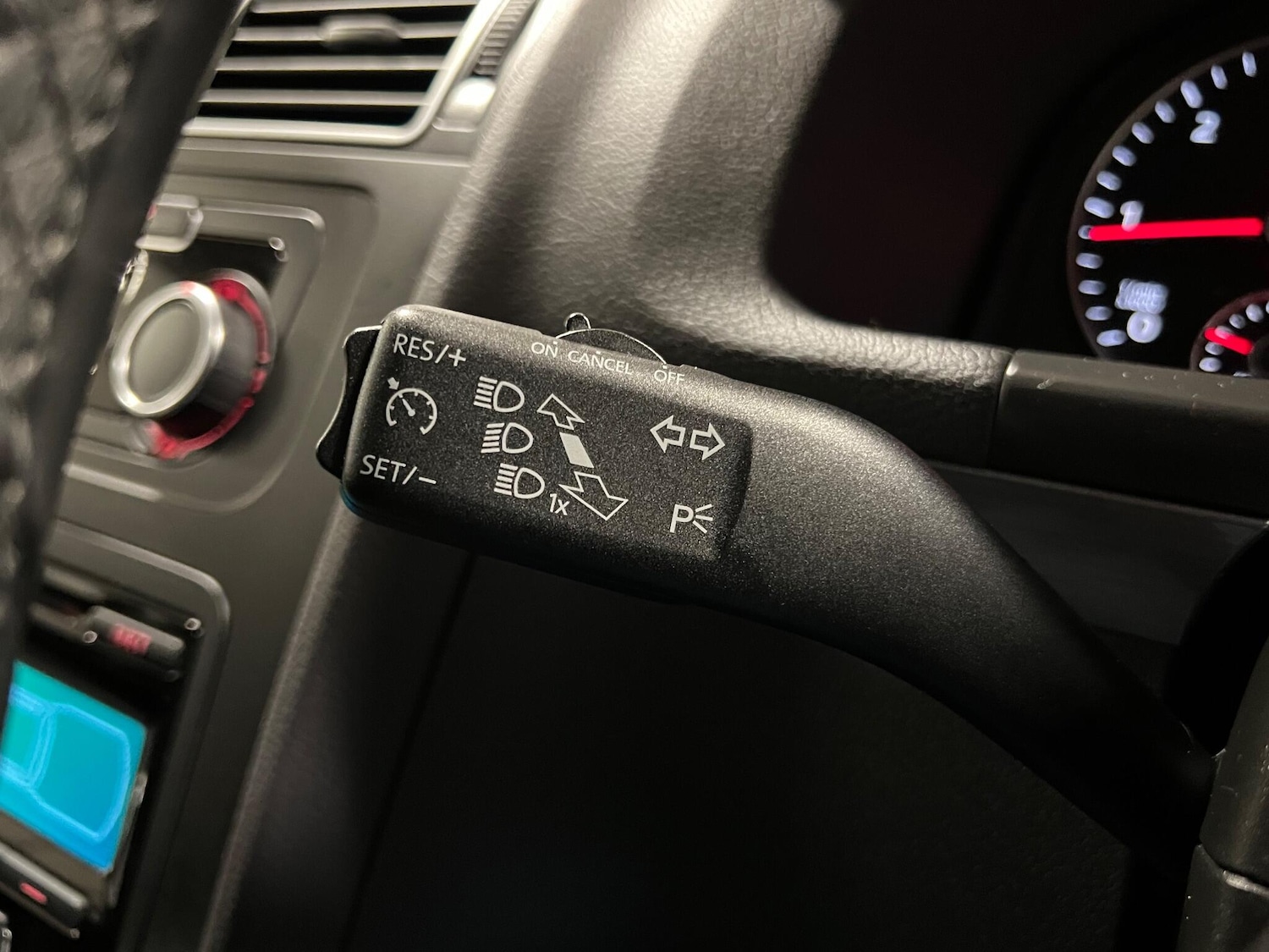 Used Volkswagen Touran 2013 for sale - 77025993: Photo 16