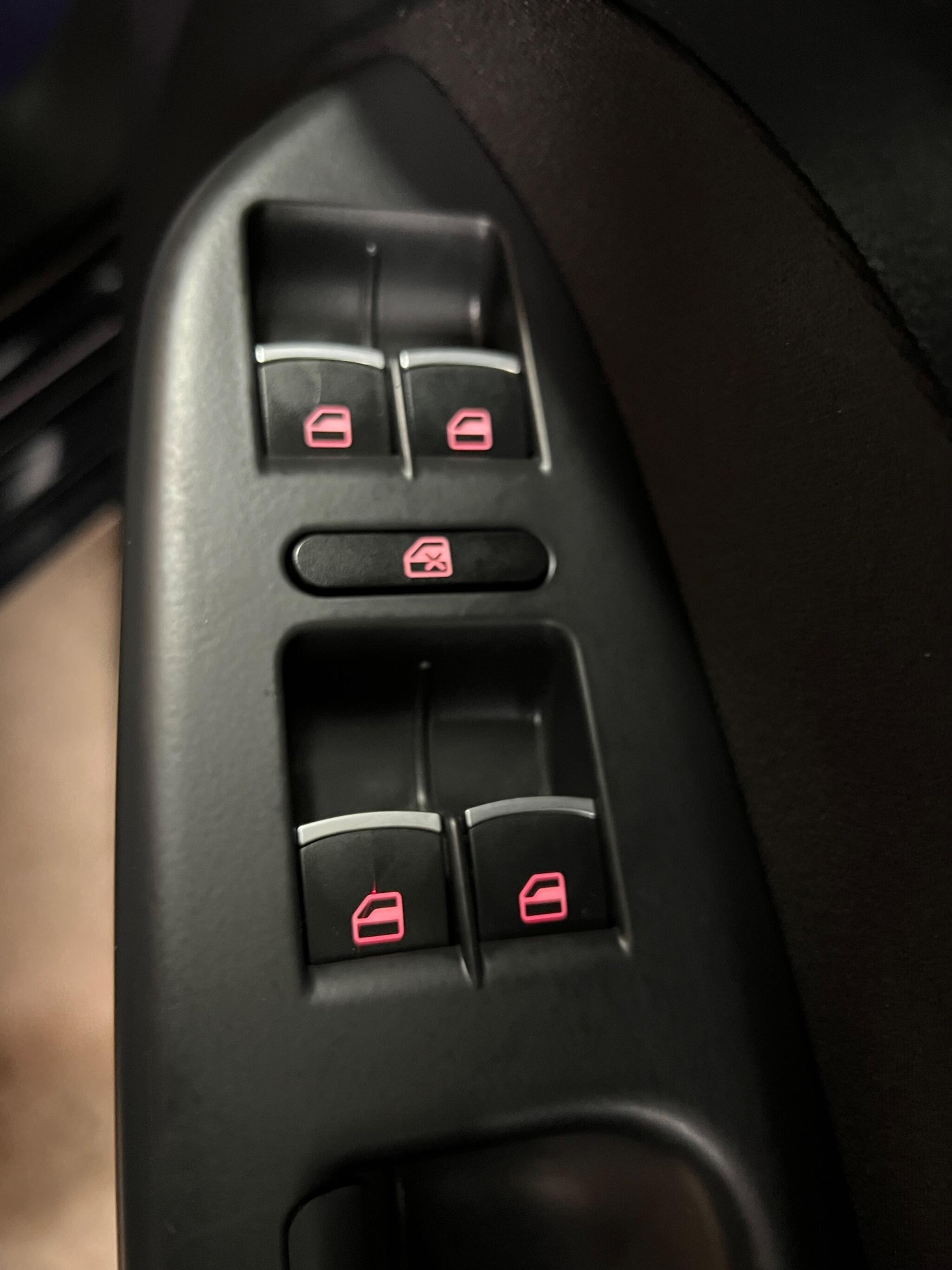 Used Volkswagen Touran 2013 for sale - 77025993: Photo 33