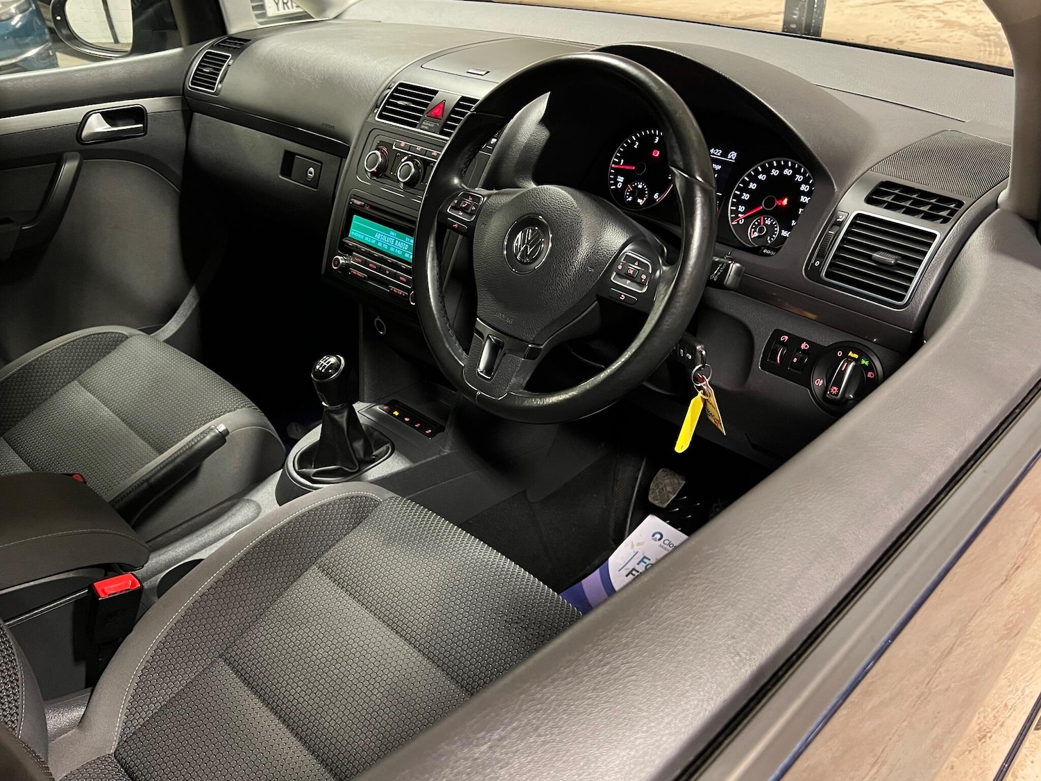 Used Volkswagen Touran 2013 for sale - 77025993: Photo 35