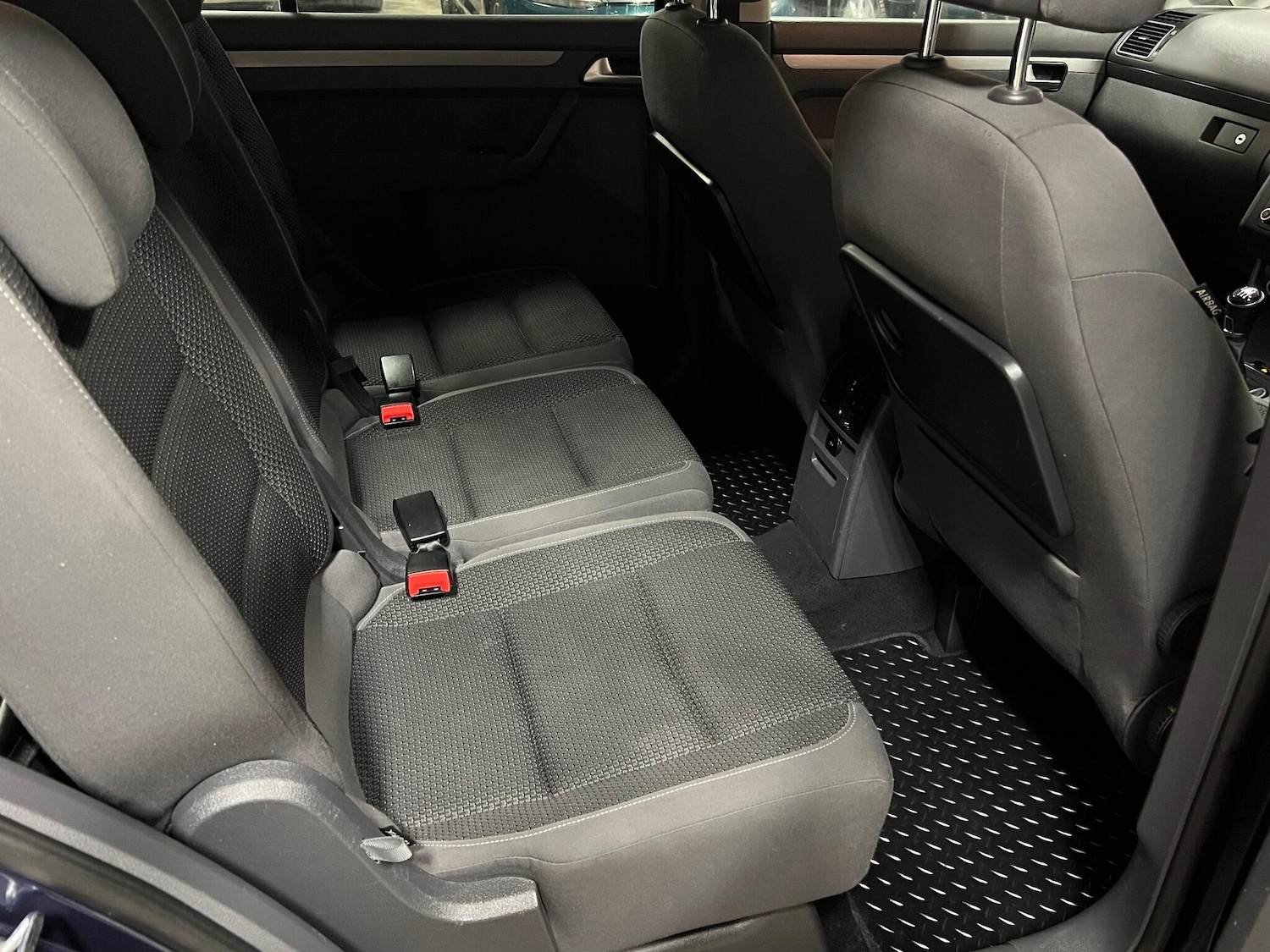 Used Volkswagen Touran 2013 for sale - 77025993: Photo 36