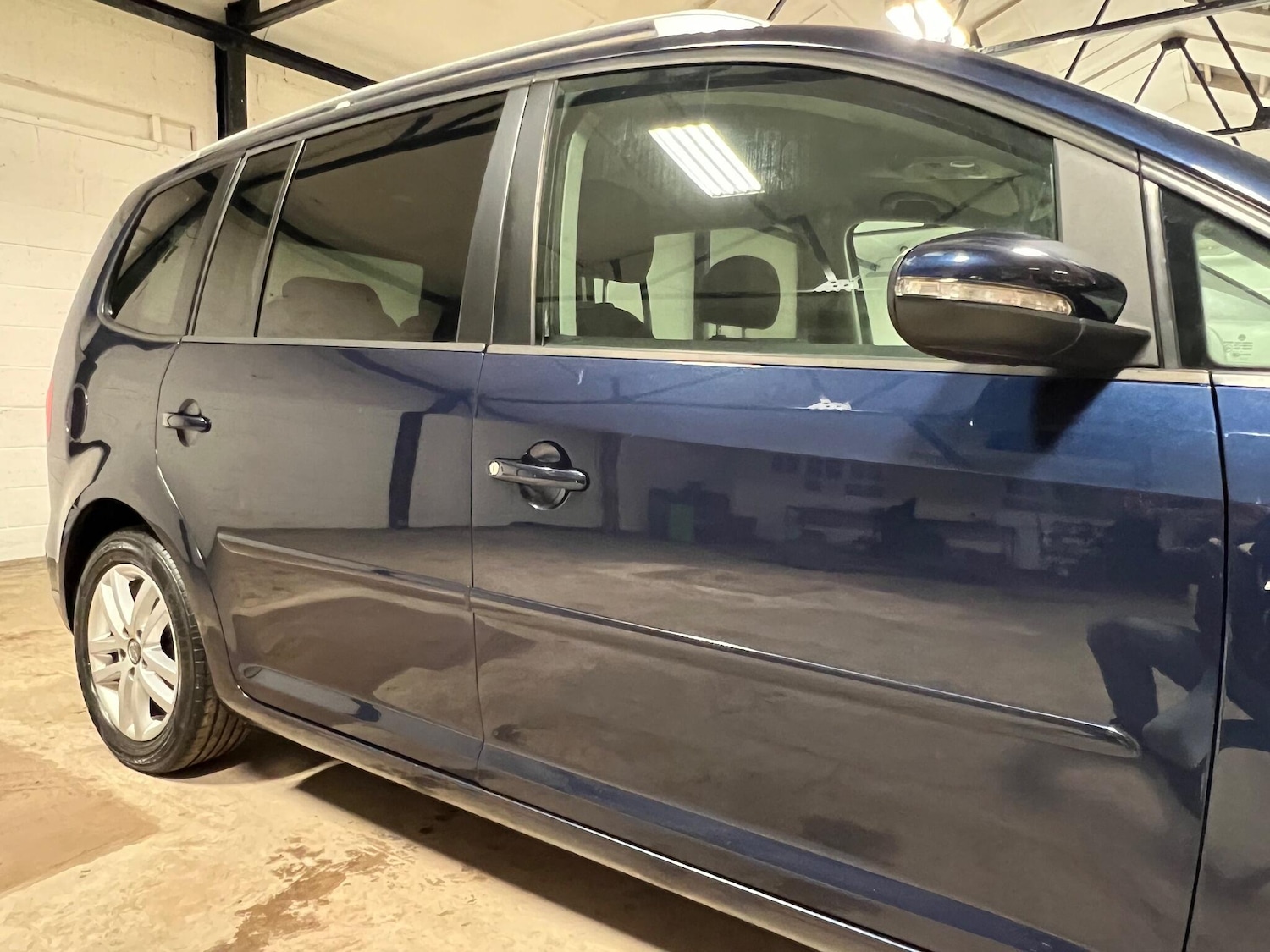 Used Volkswagen Touran 2013 for sale - 77025993: Photo 49