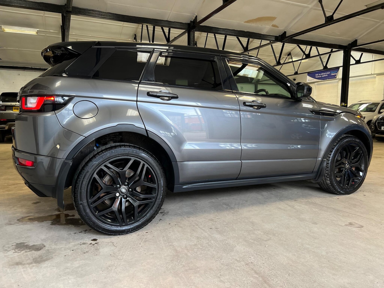 Used Land Rover Range Rover Evoque 2017 for sale - 78185364: Photo 8