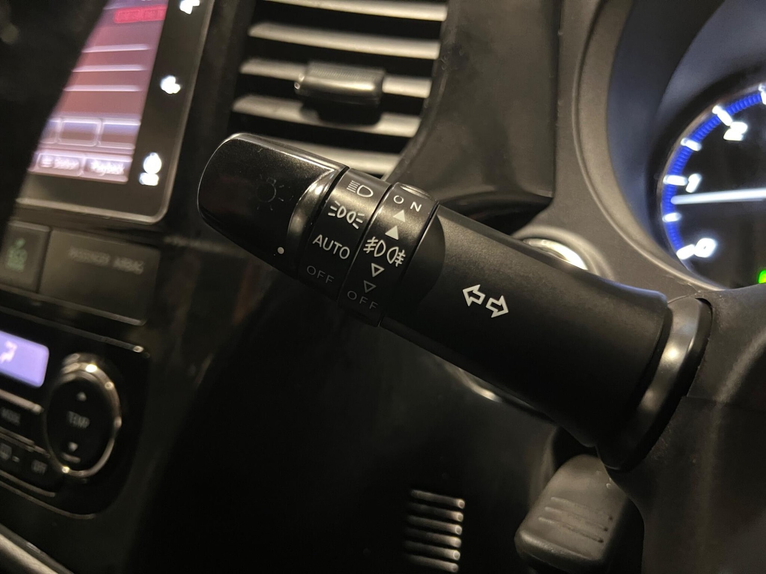 Used Mitsubishi Outlander 2018 for sale - 77411012: Photo 16