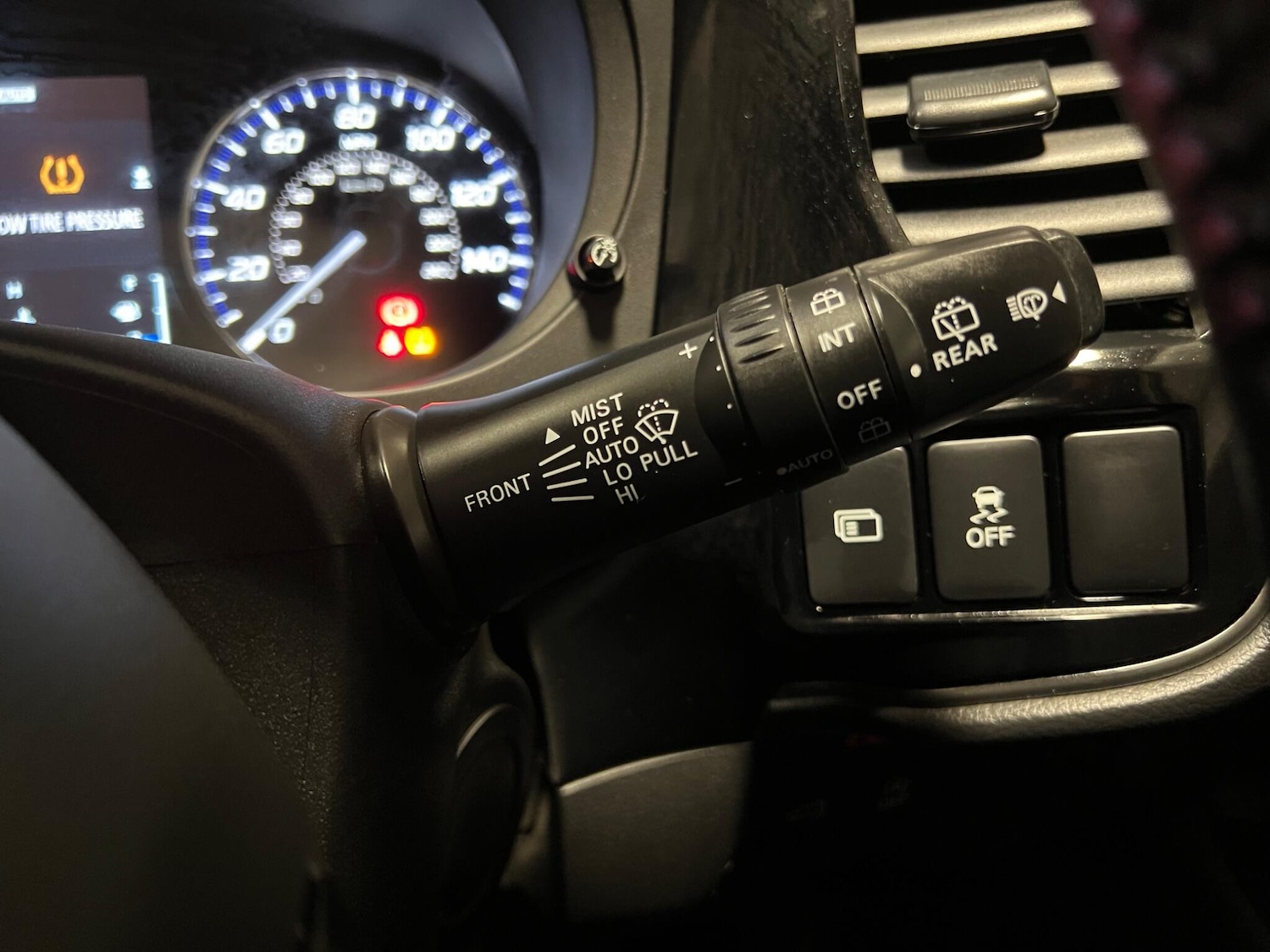 Used Mitsubishi Outlander 2018 for sale - 77411012: Photo 19