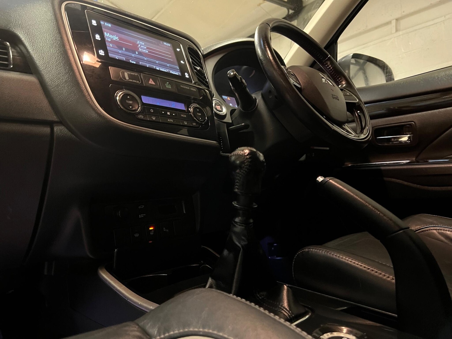 Used Mitsubishi Outlander 2018 for sale - 77411012: Photo 42