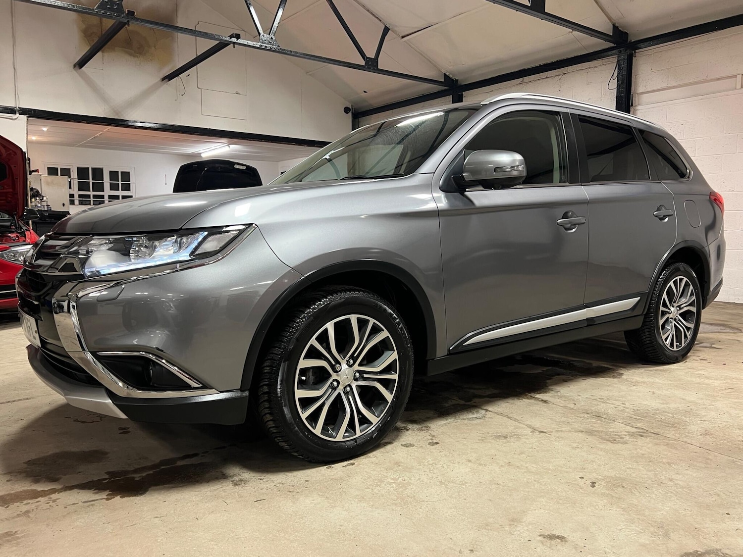 Used Mitsubishi Outlander 2018 for sale - 77411012: Photo 5