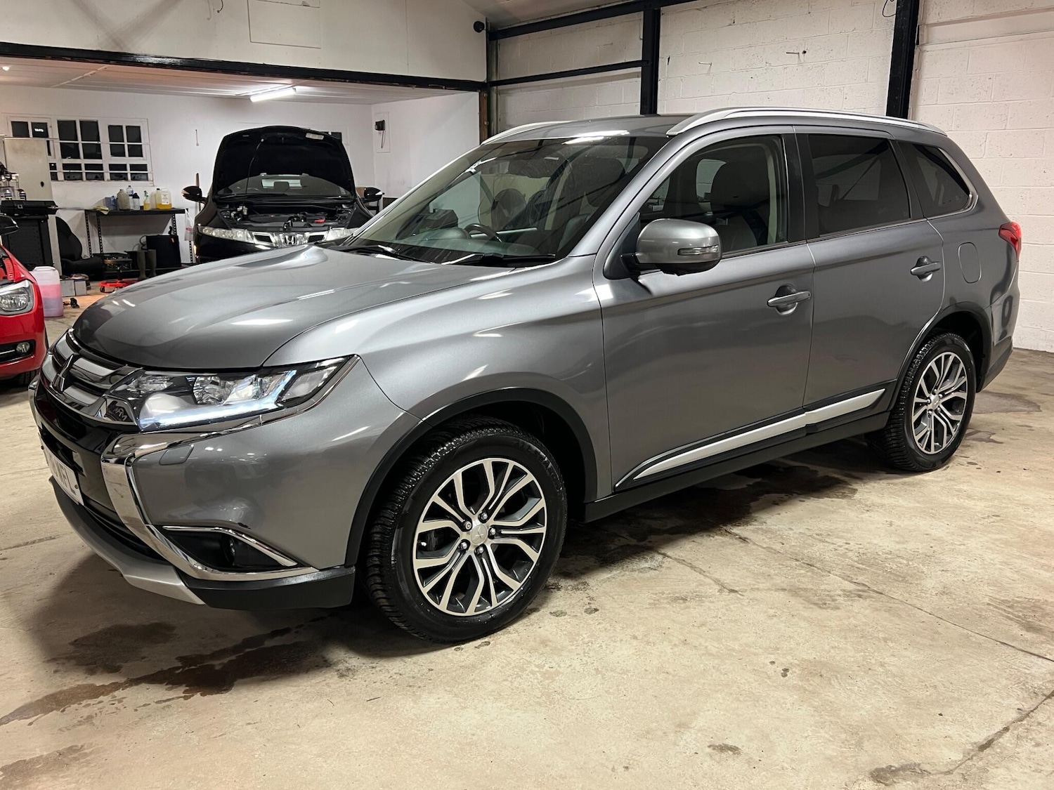 Used Mitsubishi Outlander 2018 for sale - 77411012: Photo 55